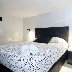 d2ebd69c c70f 4065 aa0e bc69aa34c93b